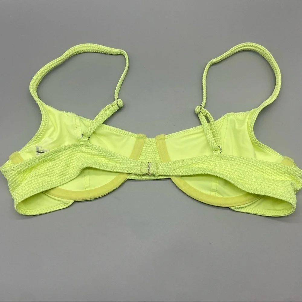 NWOT Frankie’s bikinis Sundance neon underwire bikini top 1702